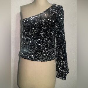 Audrey parks sequins One-Shoulder blouse size large